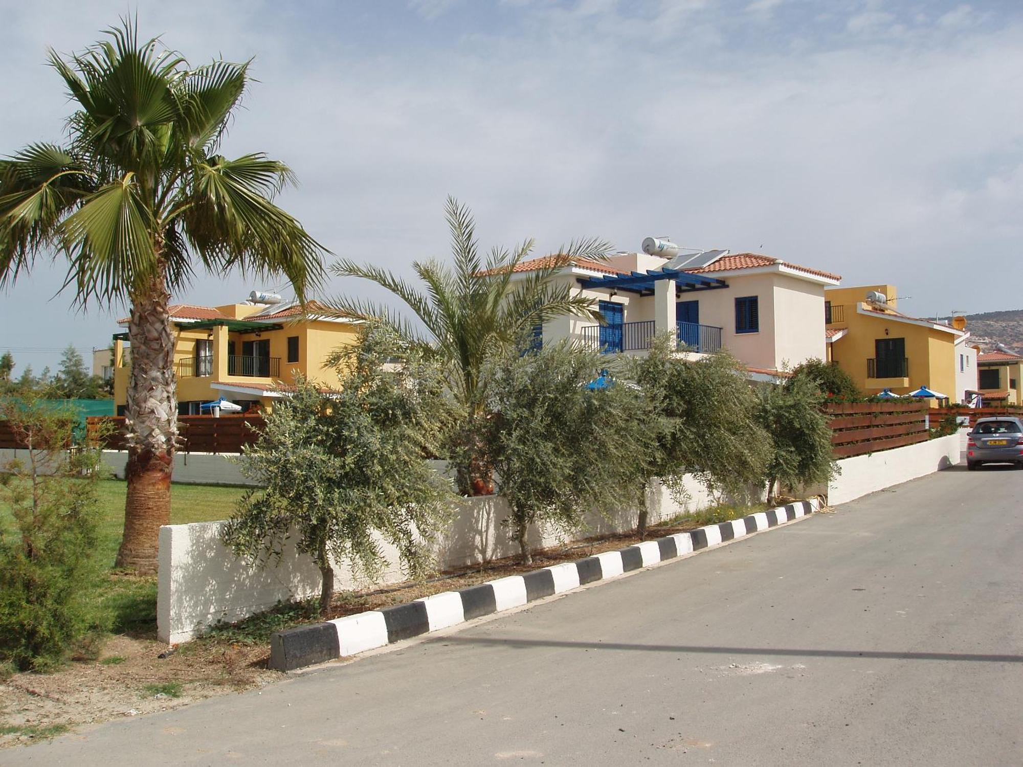 Kotsias Corallia Villas Coral Bay Exteriör bild