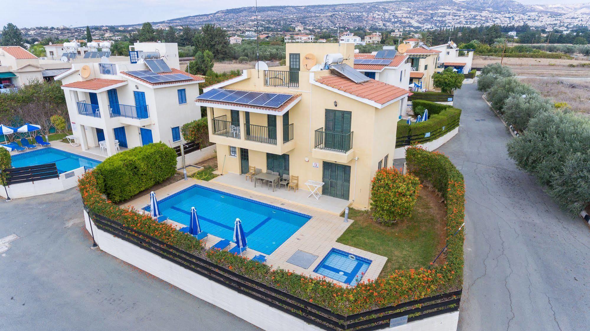 Kotsias Corallia Villas Coral Bay Exteriör bild